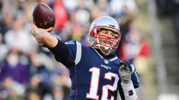 nfl-ball-tracking-brady-3.jpg